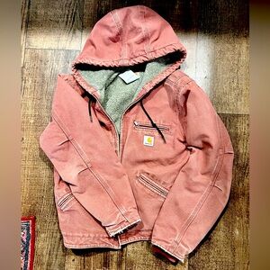 Woman’s Mauve Carhartt Coat
